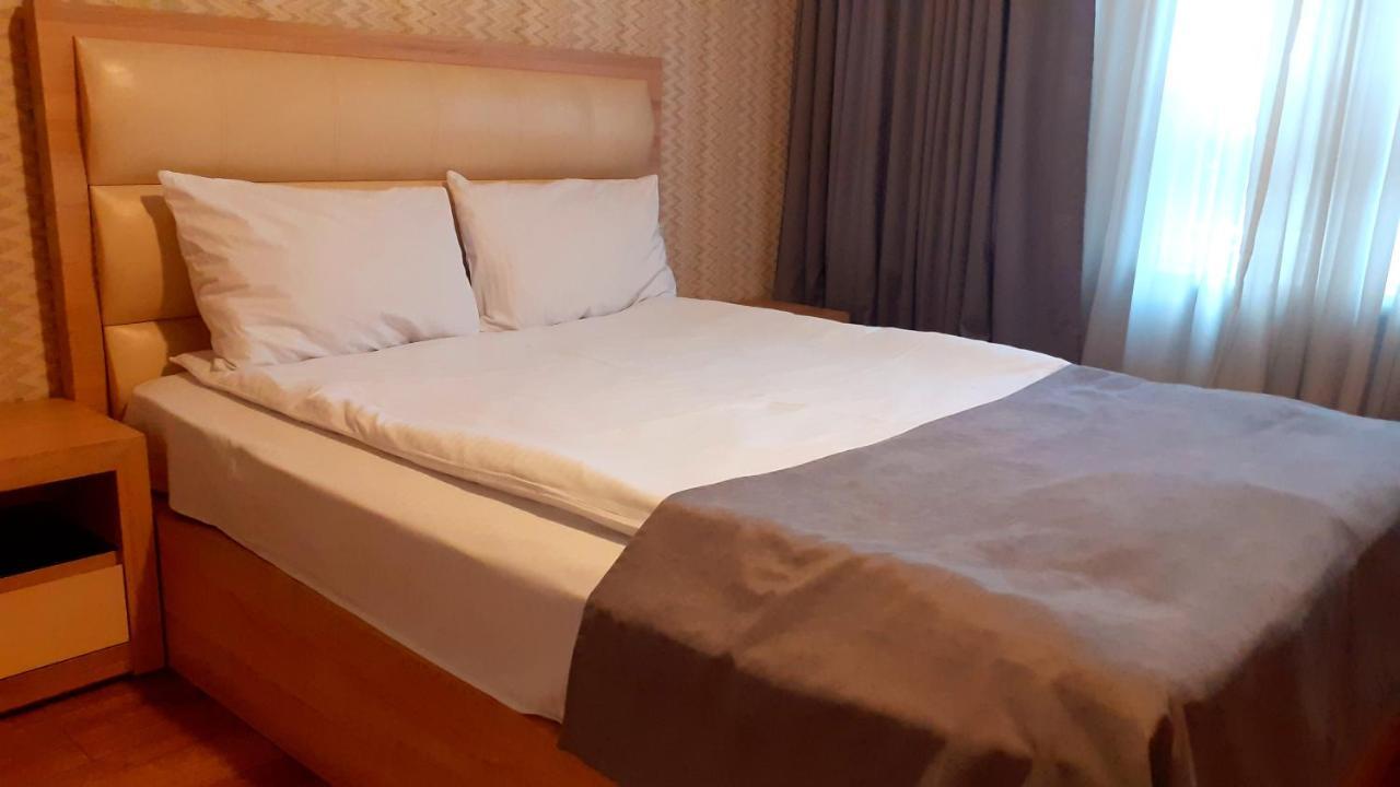 Hotel Lile Tbilisi Luaran gambar