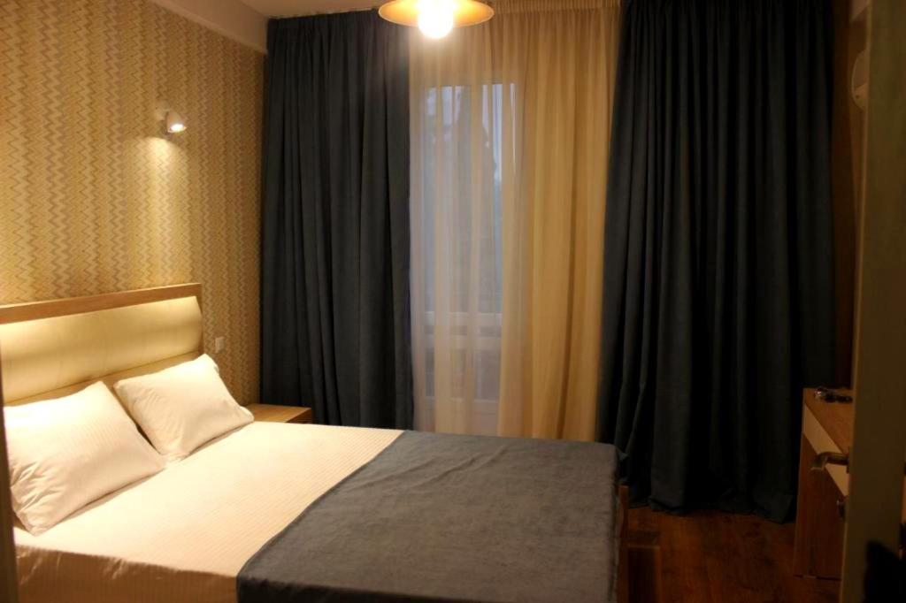 Hotel Lile Tbilisi Luaran gambar