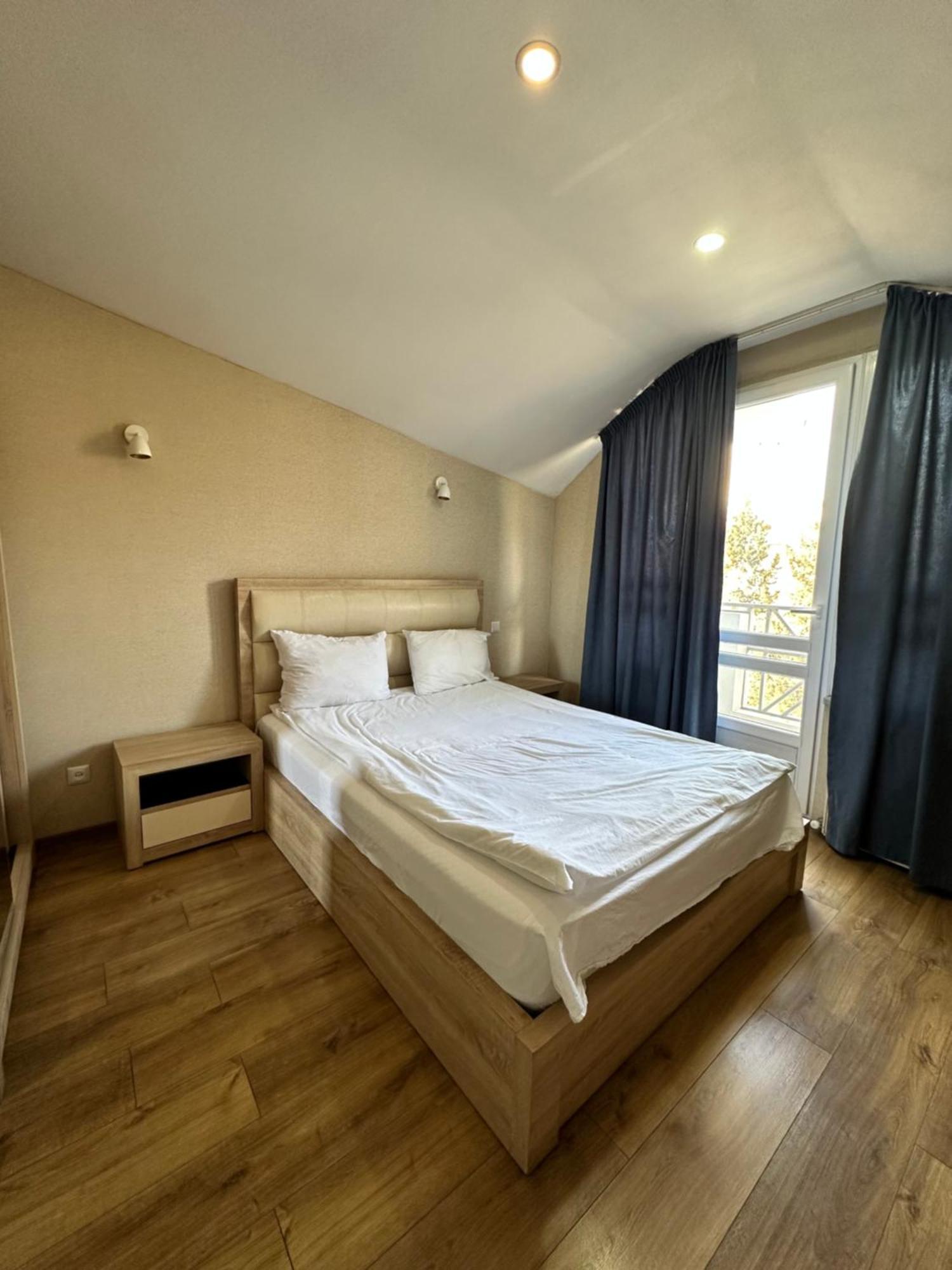 Hotel Lile Tbilisi Luaran gambar